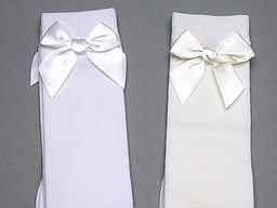 White kneehighs for kids with bow White kneehighs for kids with bow