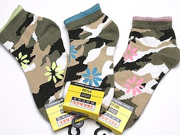 Sneaker socks for kids with camouflage & flower