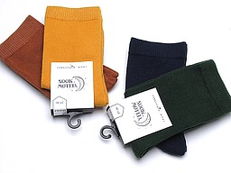 Kid's socks without seam in various colors