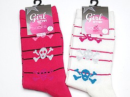 Socks for children with pirate skull