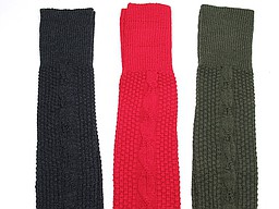 Long partially woolen men's kneehigh with cable pattern