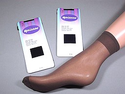 Pant socks 20 denier nylon in dark colors