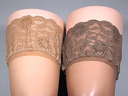 Stay-up stockings with lace top in skin color