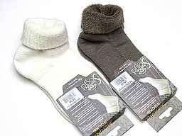 Ladies bed socks with merino wool