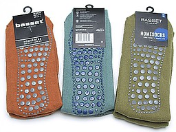 Antislip socks in caramel, eucalyptus, and olive Antislip socks in caramel, eucalyptus, and olive