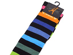 Black women's knee highs with wide rainbow stripes Black women's knee highs with wide rainbow stripes