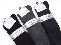 Knee highs for women with flat seam and wide cuff Knee highs for women with flat seam and wide cuff