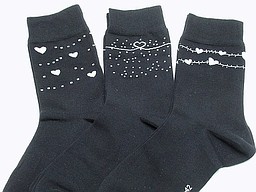 Black women's socks with hearts